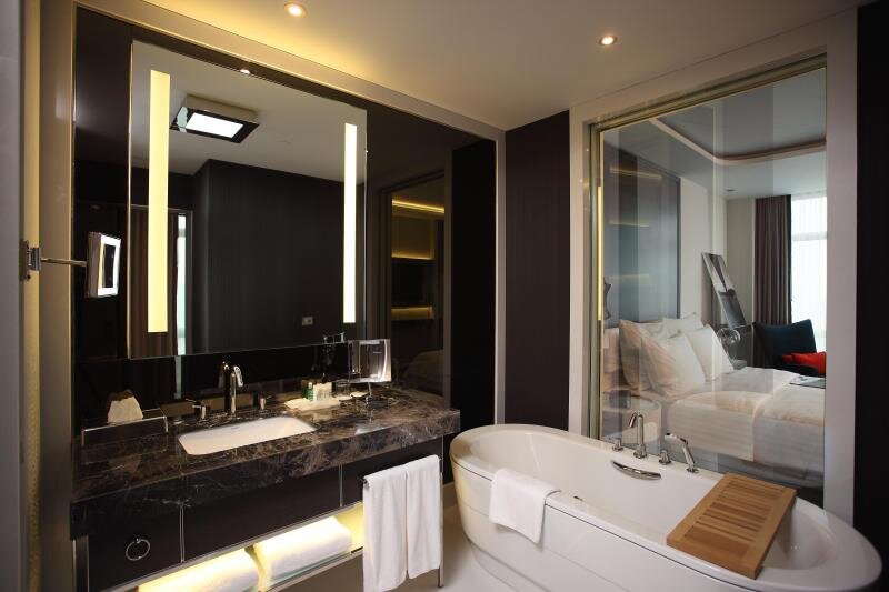 Le Meridien Etiler · 7