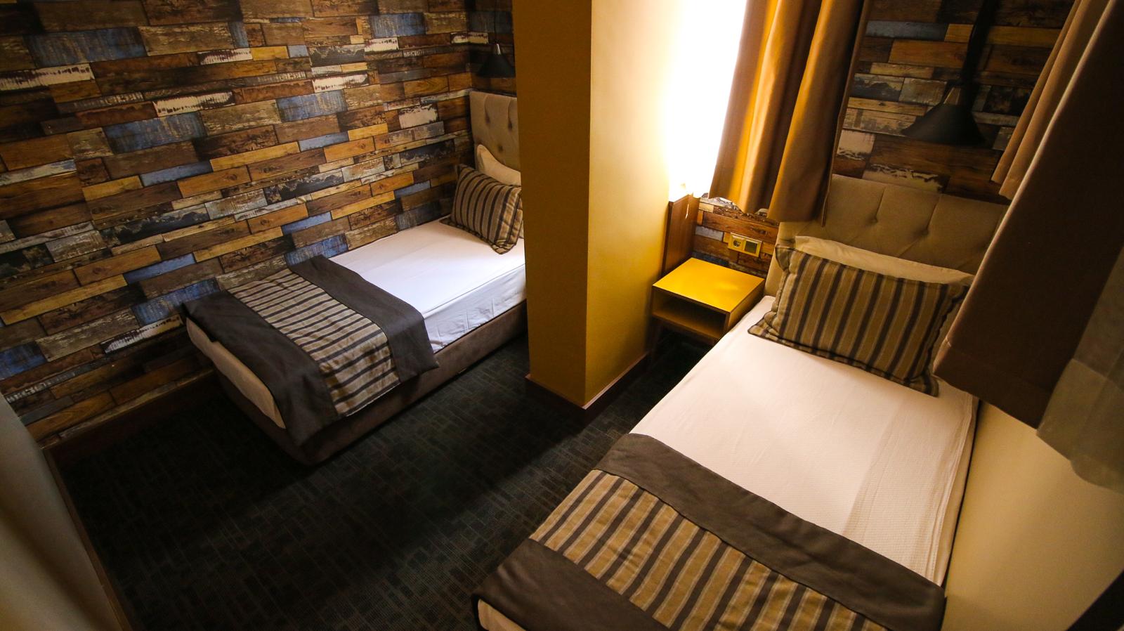 Suit Oda (3 Kişilik)