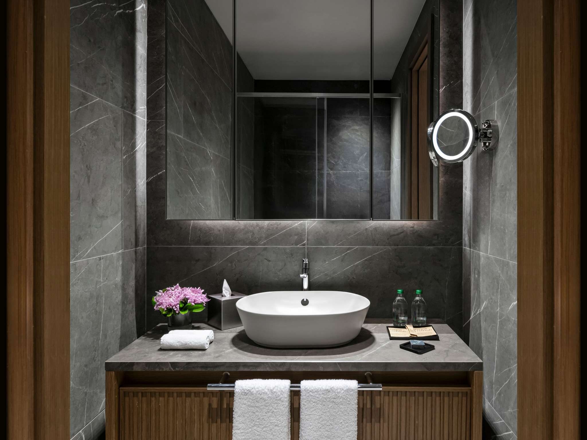 Mövenpick Living İstanbul Saklıvadi