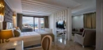 King Suit Pool Room Deniz Manzaralı Görseli