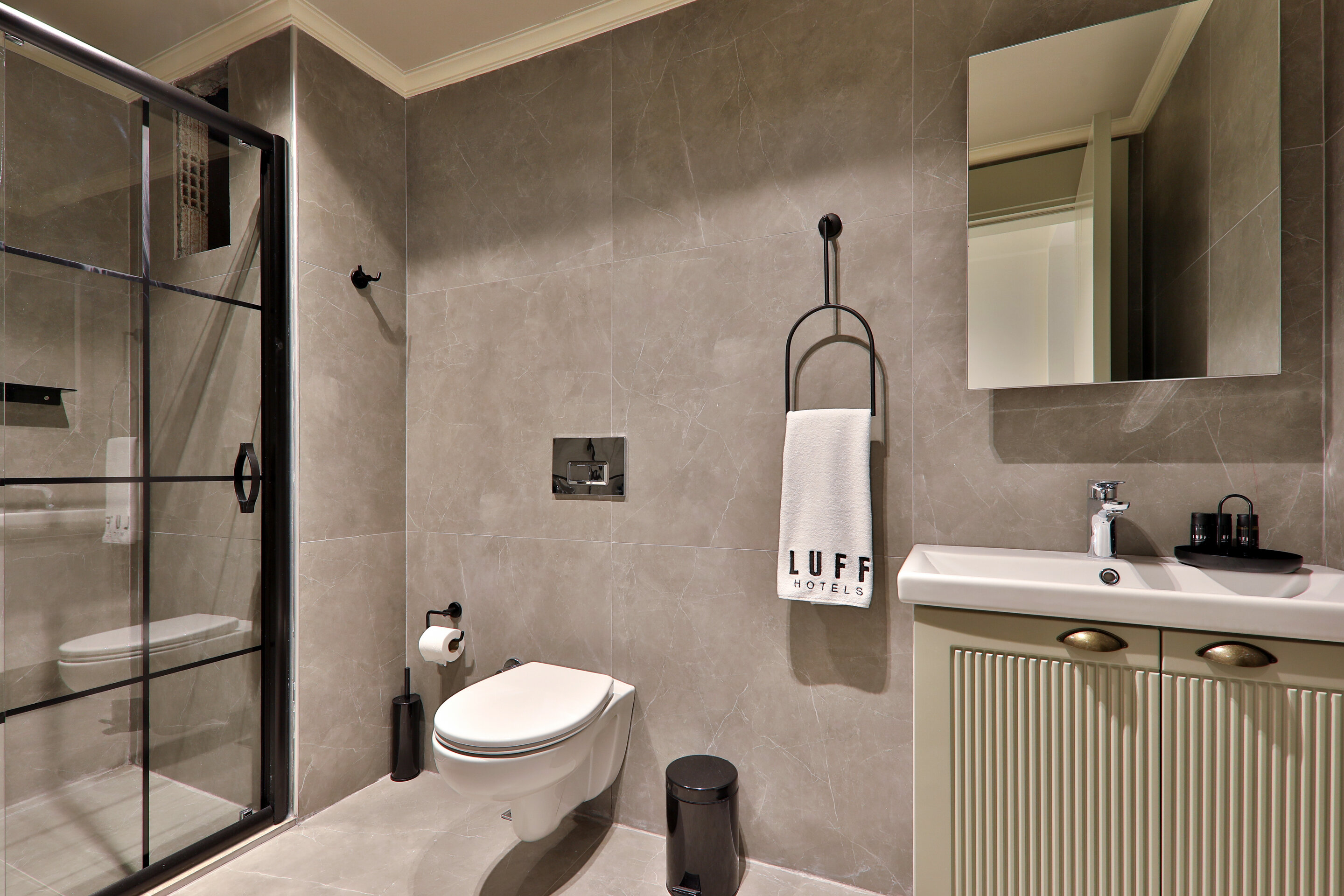Luff Suites galeri 6
