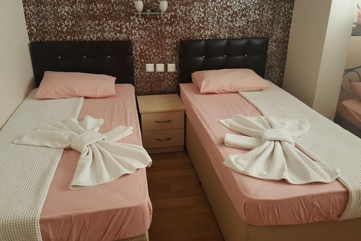 Standard Room (3 Person)