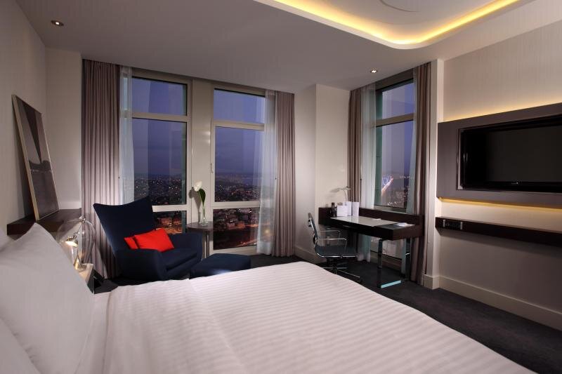 Le Meridien Etiler · 6
