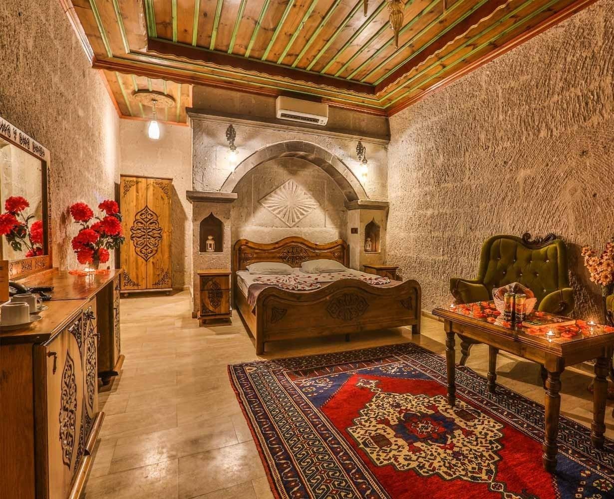 Suite Stone Room