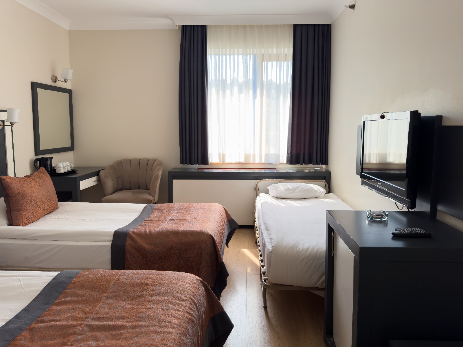 Standard Room (3 Person)