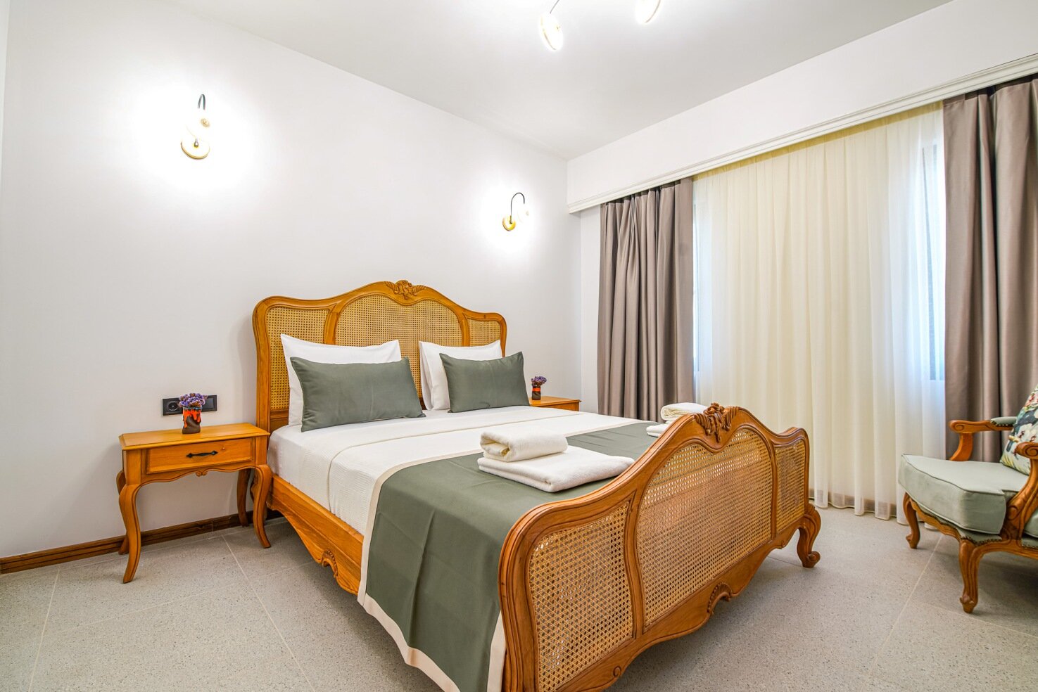 Aile Deluxe Suit Balkonlu Odası (Balkonlu)