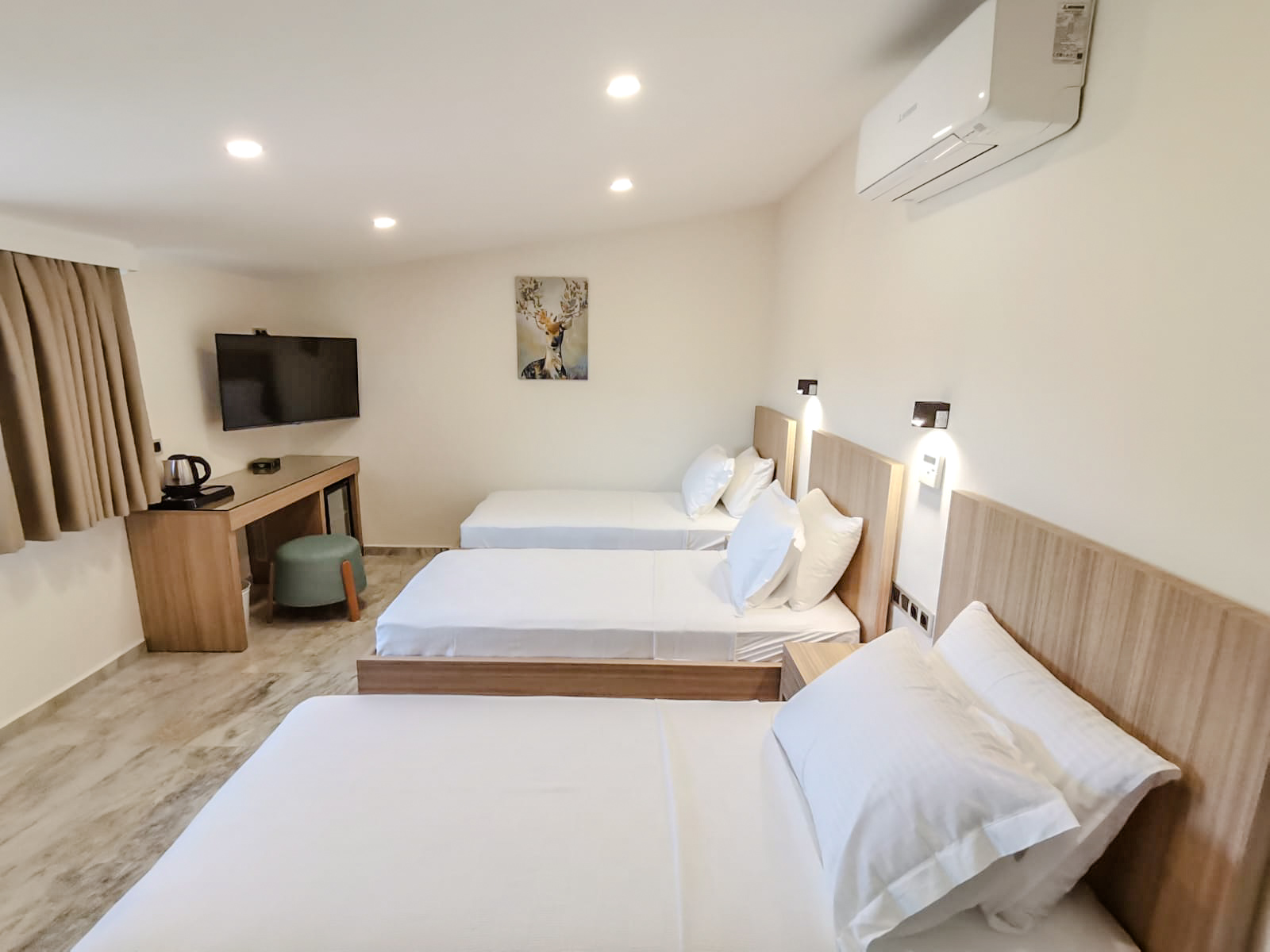 Standard Room (3 Person)