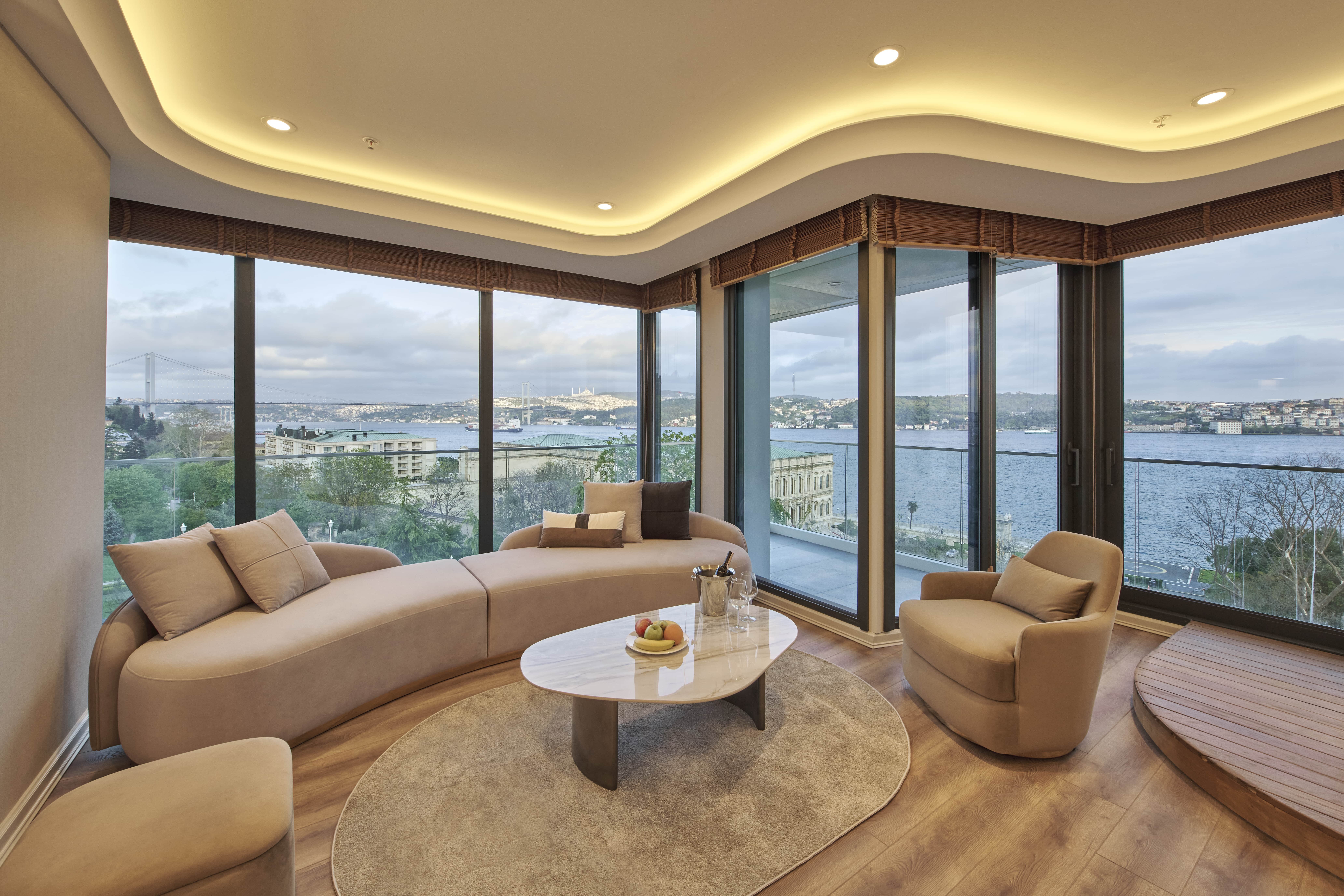 Bosphorus Süit, Boğaz Manzaralı
