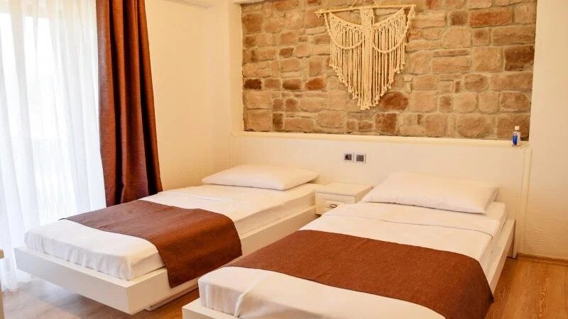 Bahçe Katı Iki Ayrı Yataklı Oda, Bahçe Manzaralı (Balkonlu)
