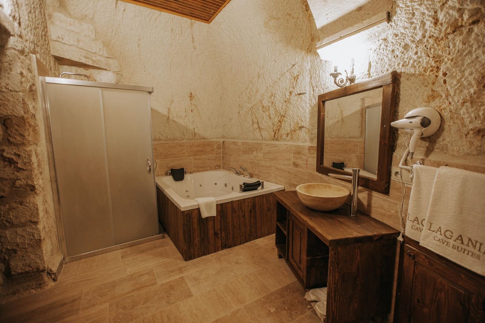 Stone Arch Room