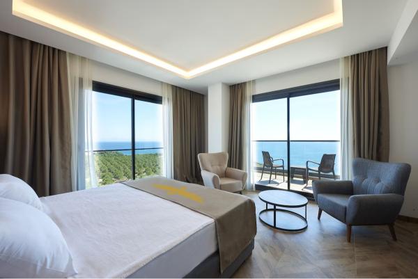 Standard Room, Sea View (Balcony)