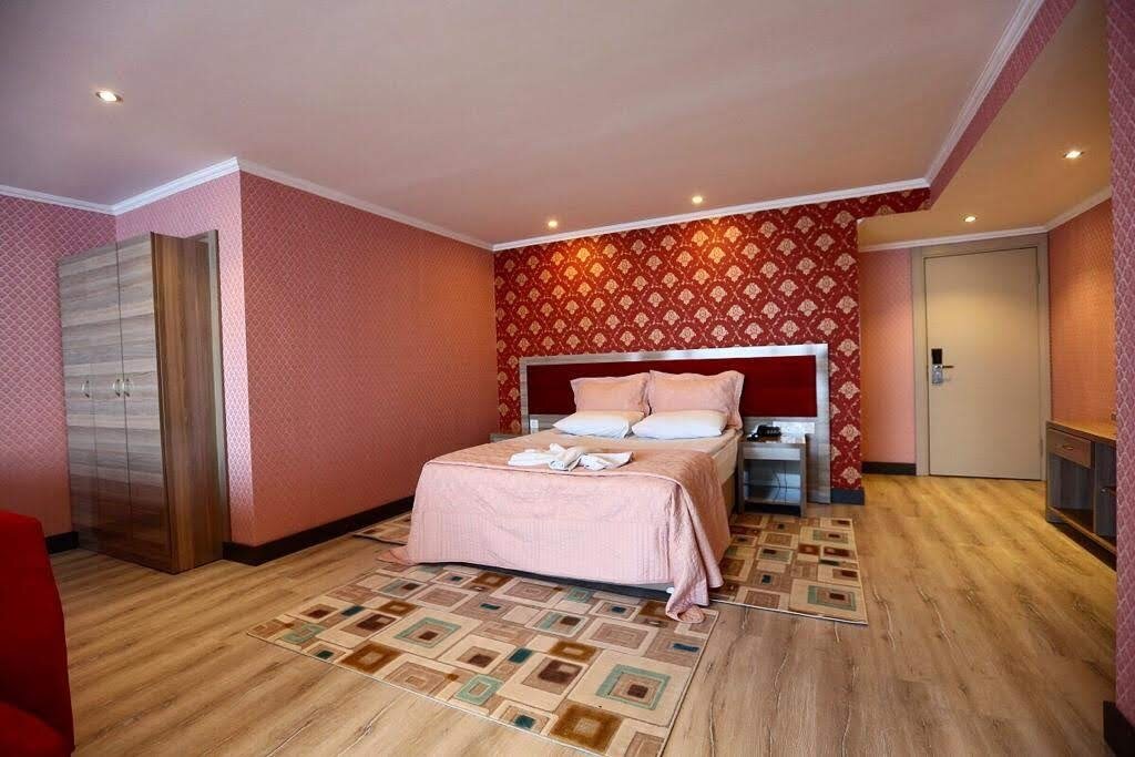 Suite Room