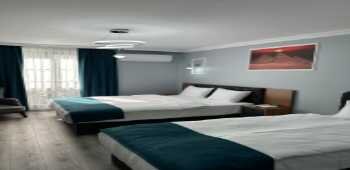 Asgard Hotel · 43