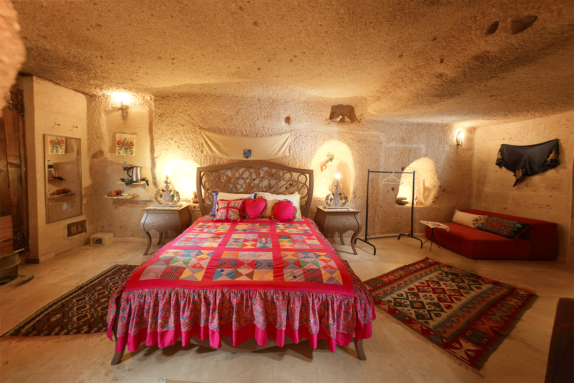 Pigeon Hotel