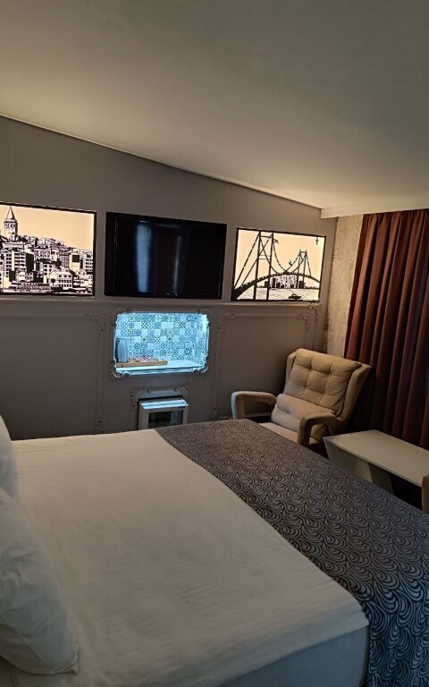 Standard Room (Balcony)