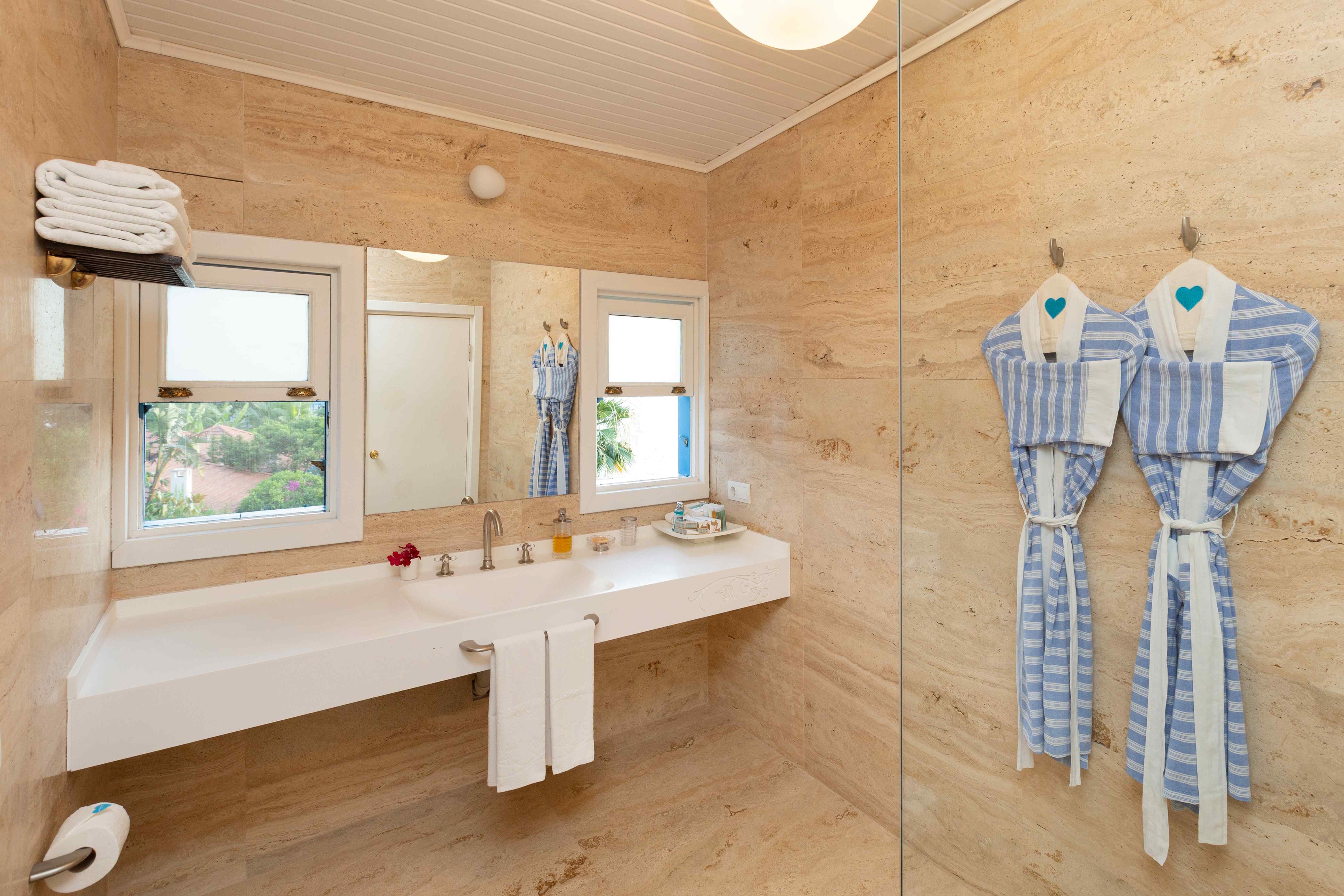 Luxury Suite (Gül)