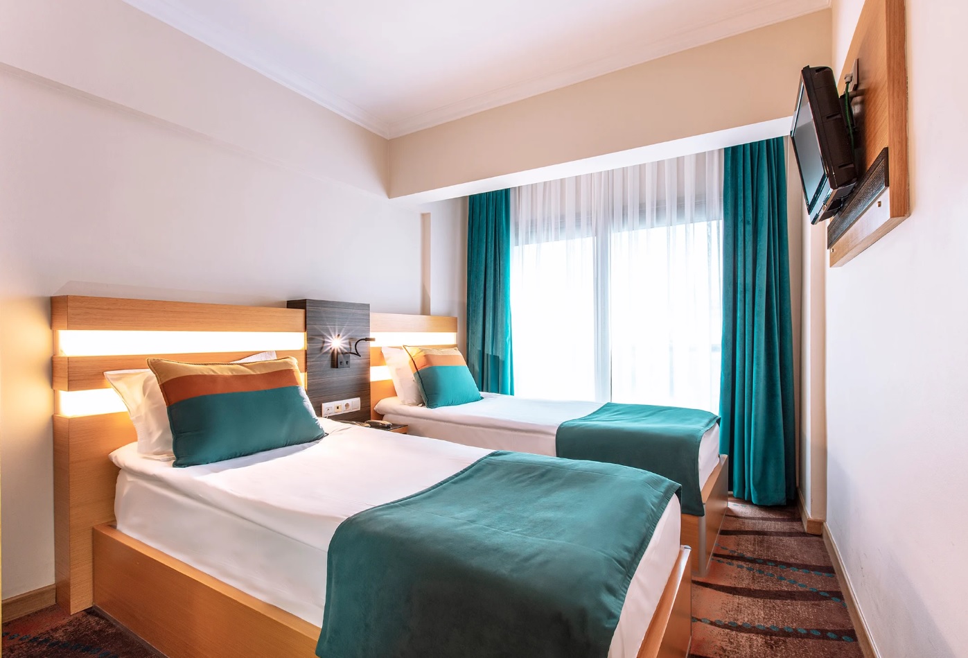 Twin Room, City View