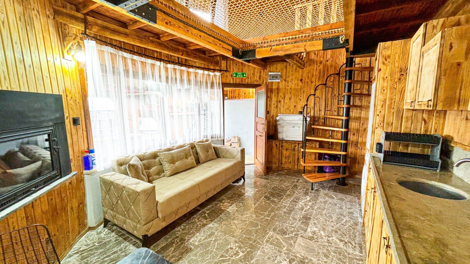 Masai-3 Bungalov