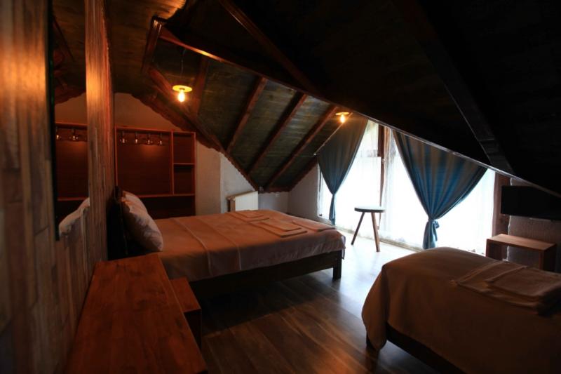 Çatı Teras Katı Antique Oda