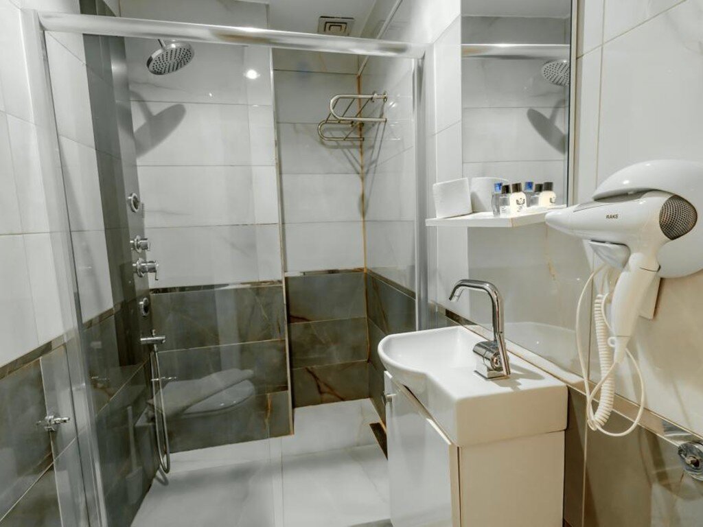 Eva Otel
