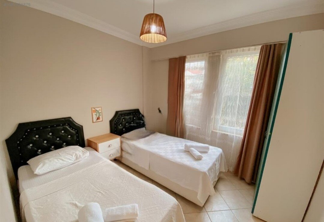 2+1 Balkonlu Bahçe ve Havuz Manzaralı Daire