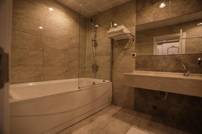 Ege Palace Termal Otel · 21