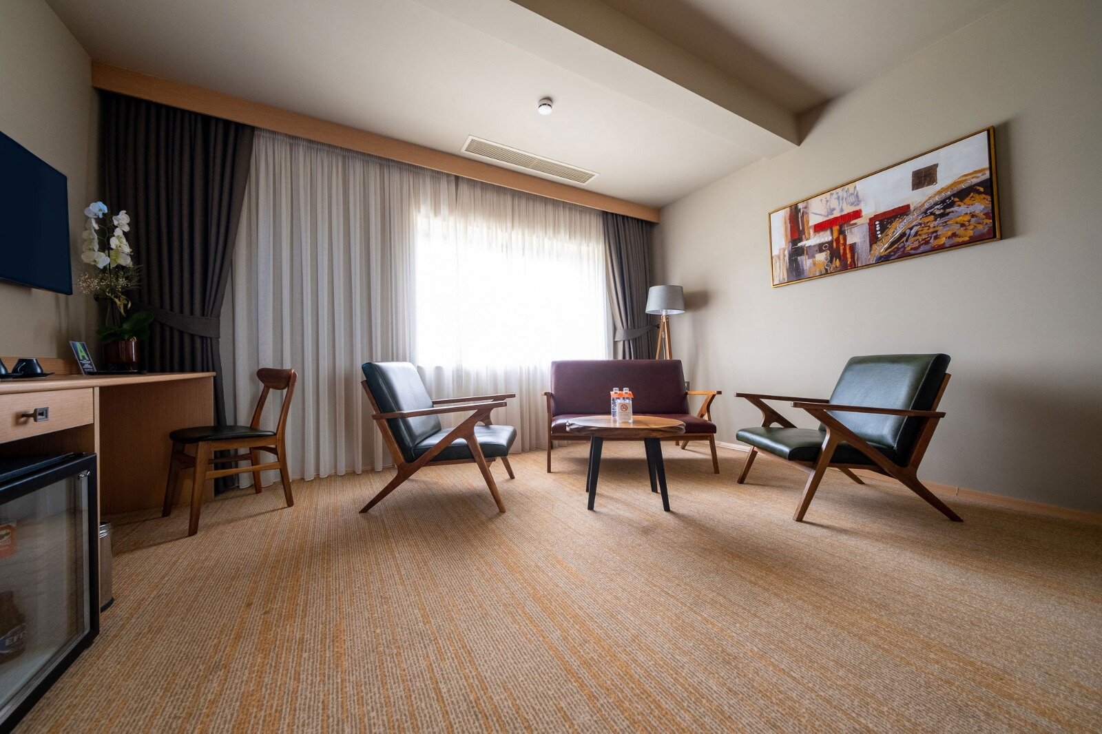 Avec Hotel · 55