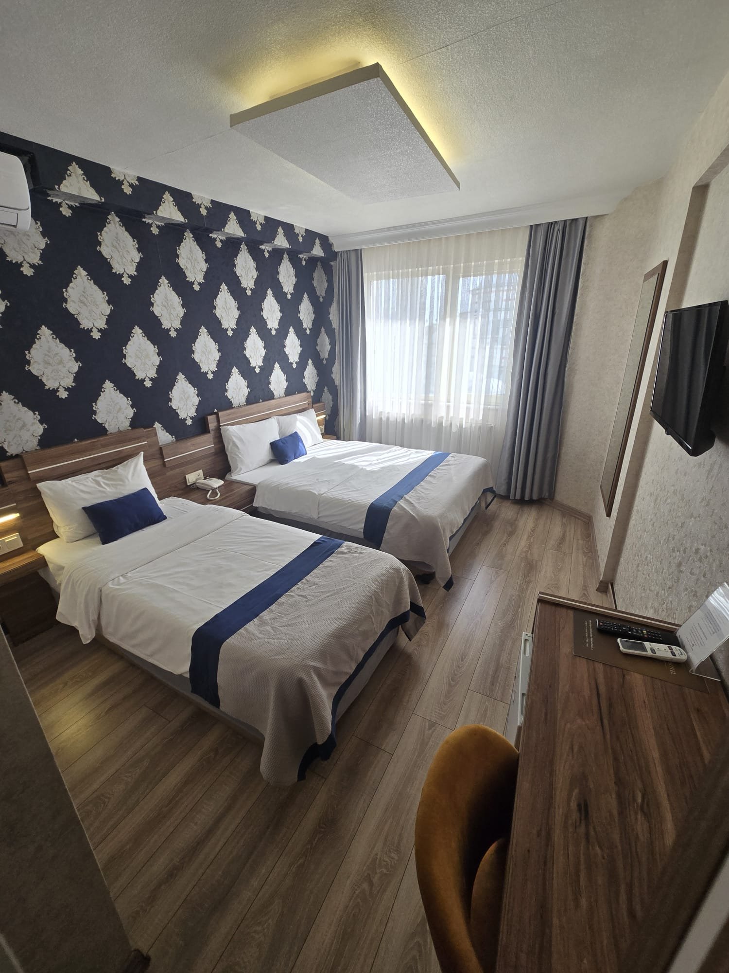 Standard Room (3 Person)