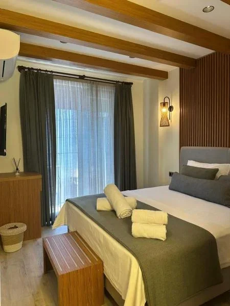 Fransız Balkonlu Suite Oda