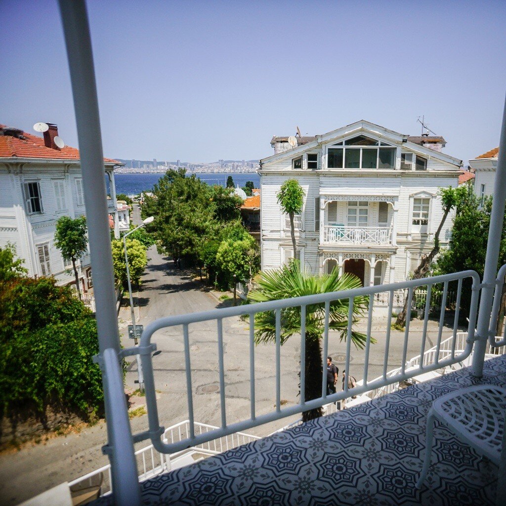 Deluxe Oda Balkonlu Deniz Manzaralı