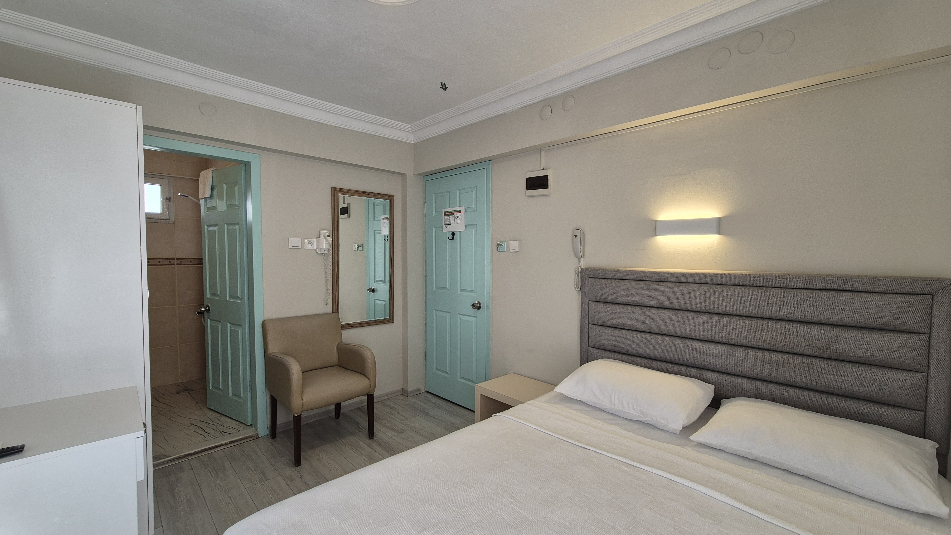 Hikmethan Otel (Alkolsüz Tesis) · 19