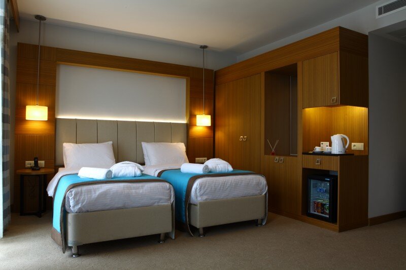 Ela Hotel