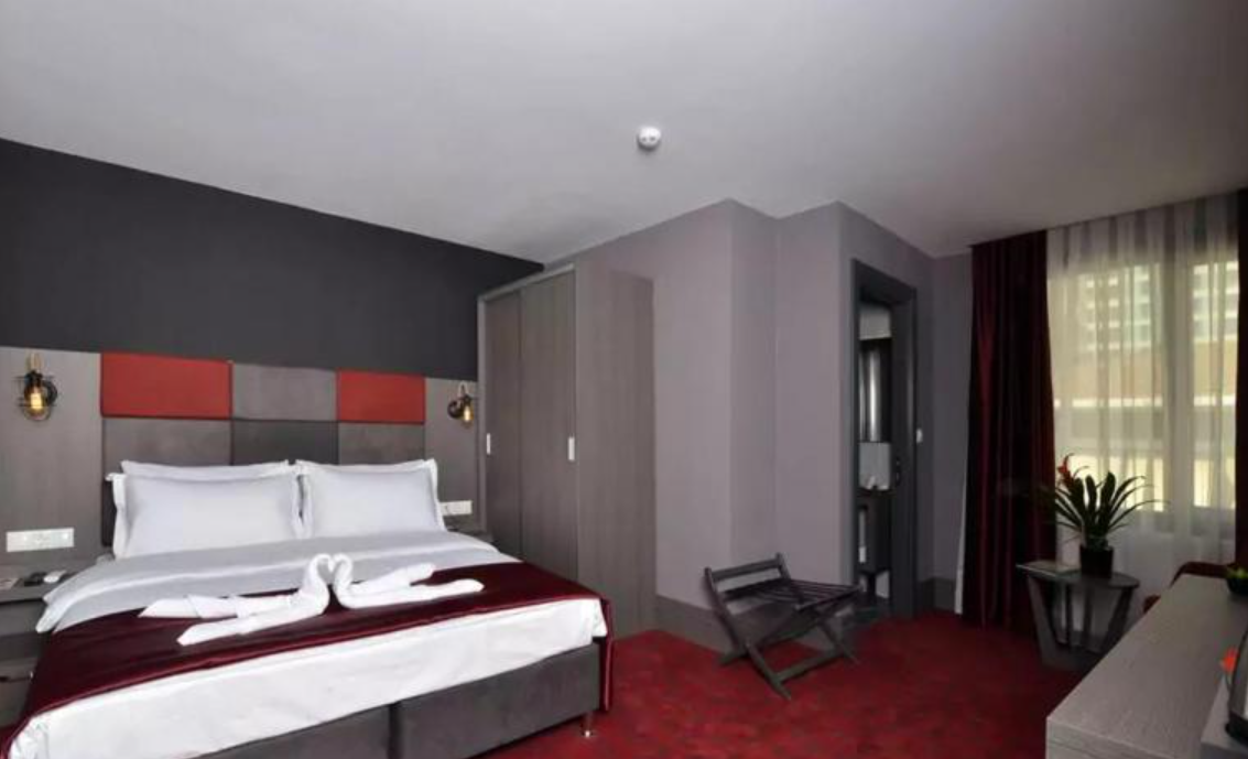 A11 Hotel Cadde