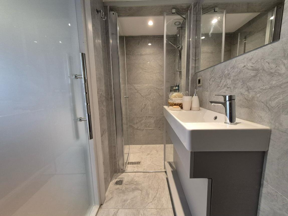 Deluxe Oda, Sokak ve Bahçe Manzaralı