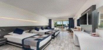 White City Beach Hotel (+16)