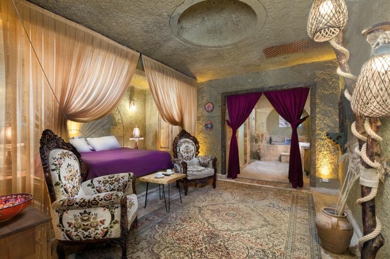 Deluxe Cave Suit Oda