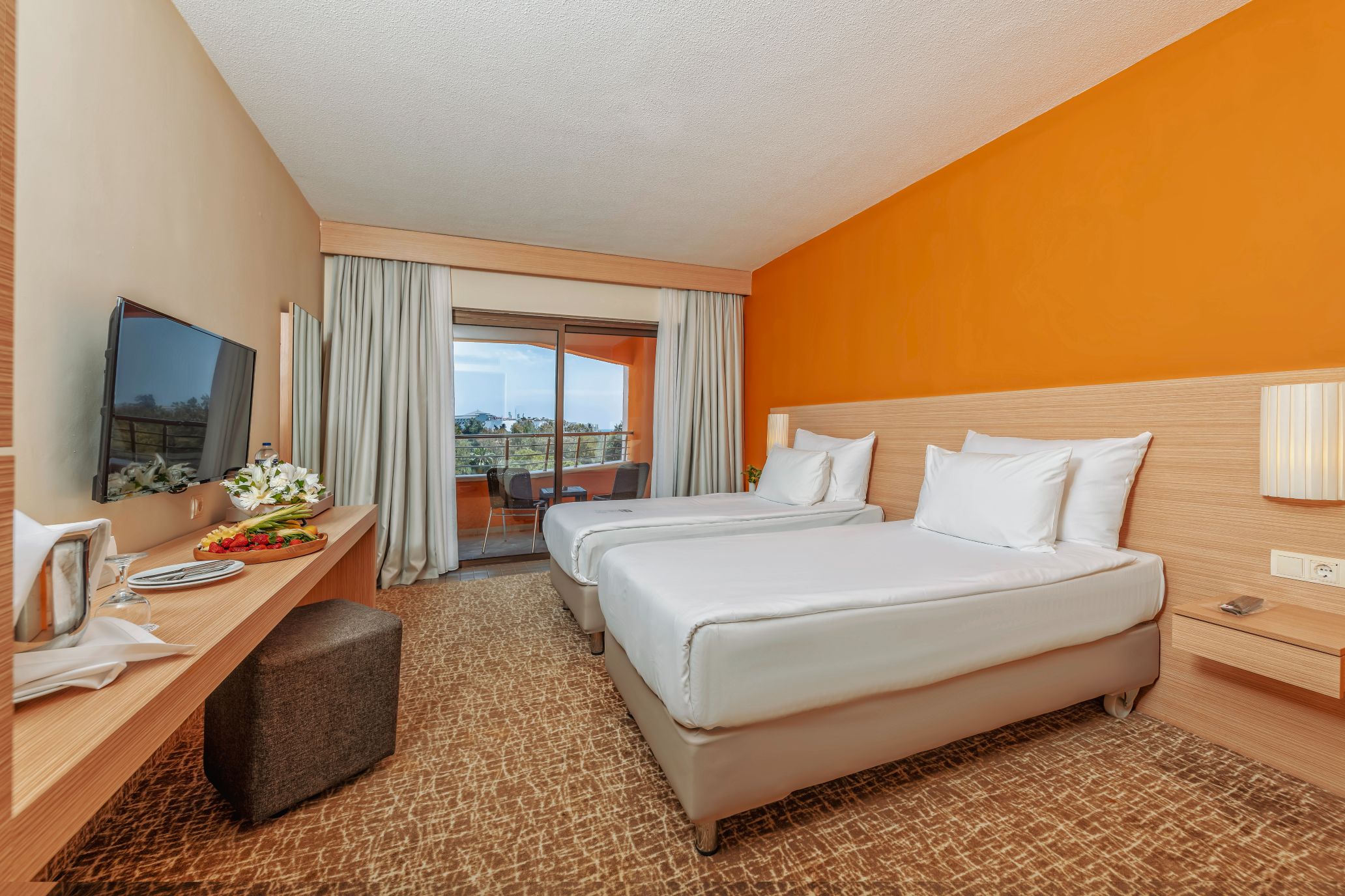 Megasaray Resort Side (ex. Aska Side Grand Prestige Hotel) Göl Manzaralı Standart Oda 