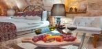Velvet Havuzlu Taş Suite Görseli