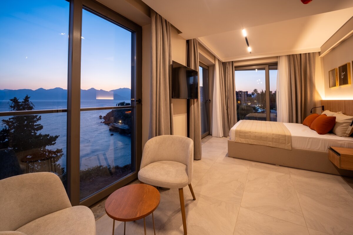 Panoramik Deniz Manzaralı Luxury Oda