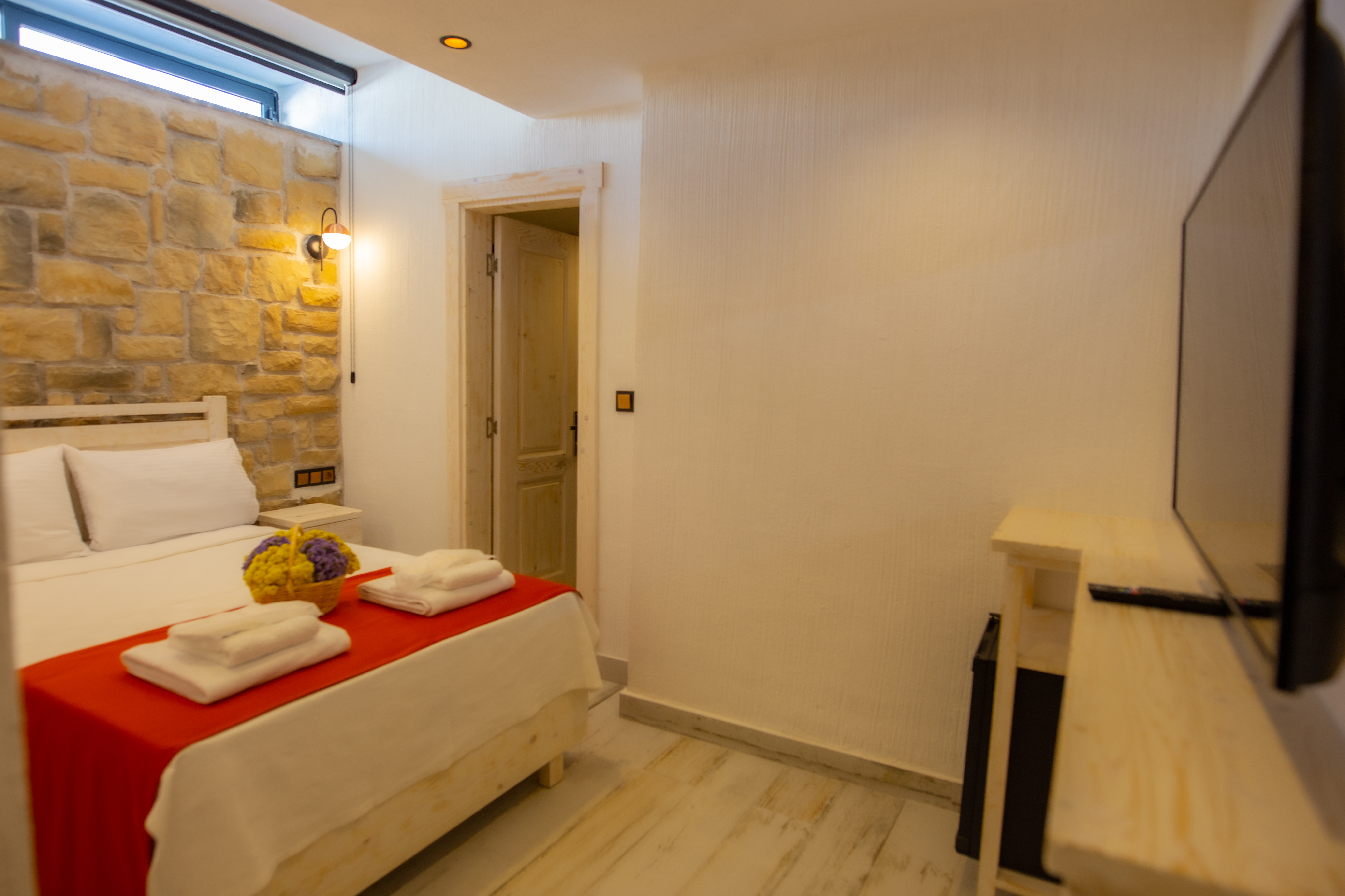 Economy Room