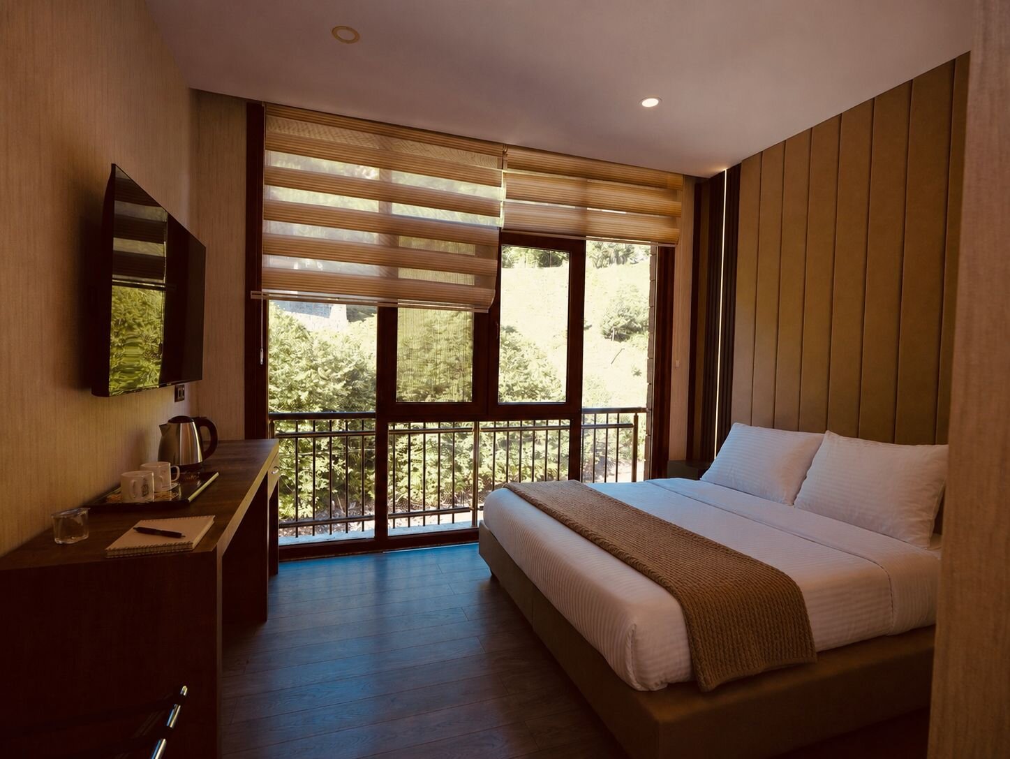Hanedan Otel · 3