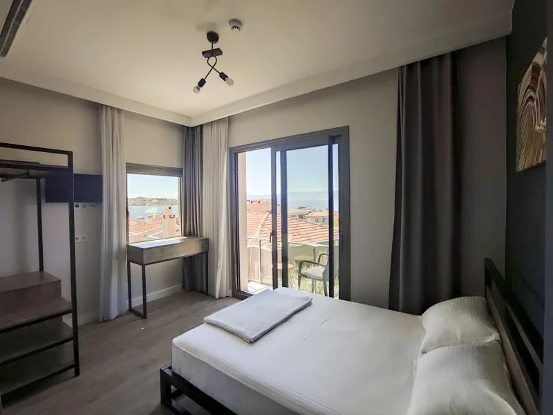 Standard Room, Sea View (Balcony)
