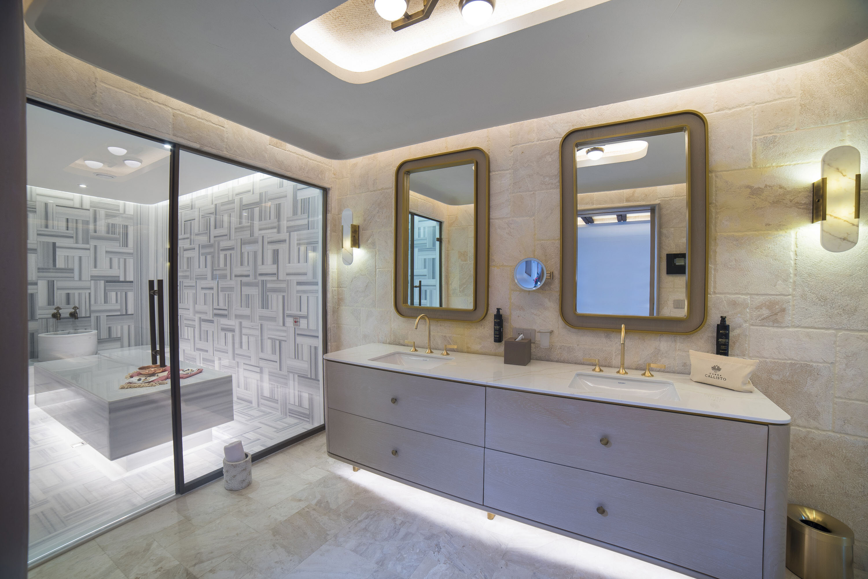 Spa Suite