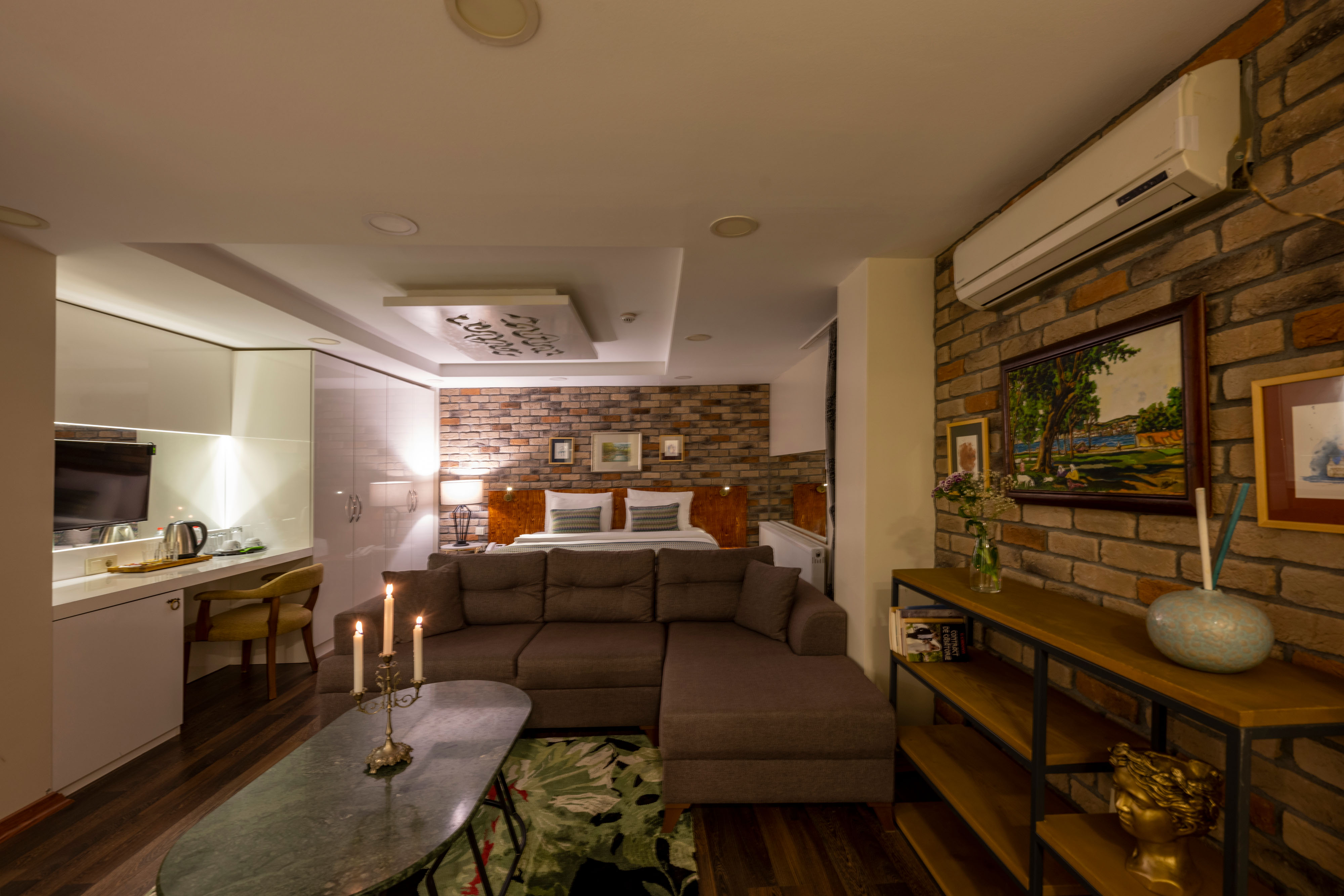 Junior Suite Room