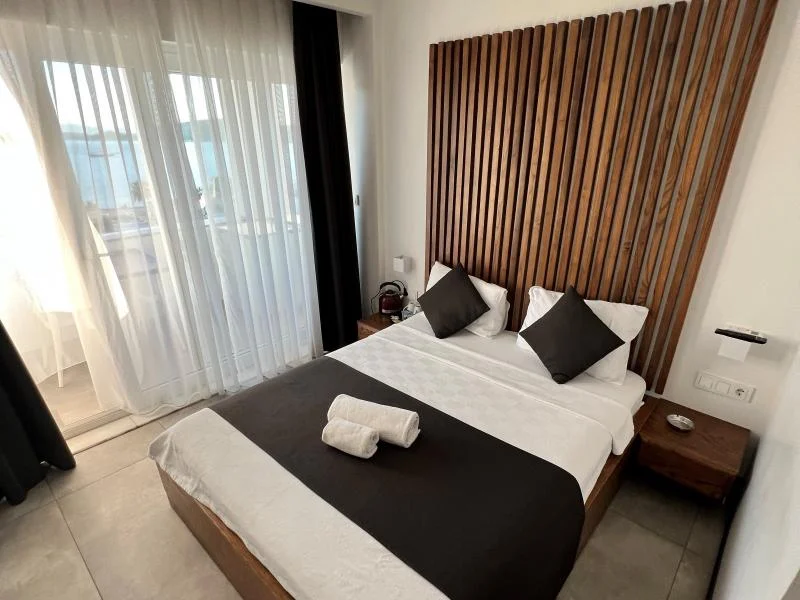 Deluxe Room, Sea View (Balcony)