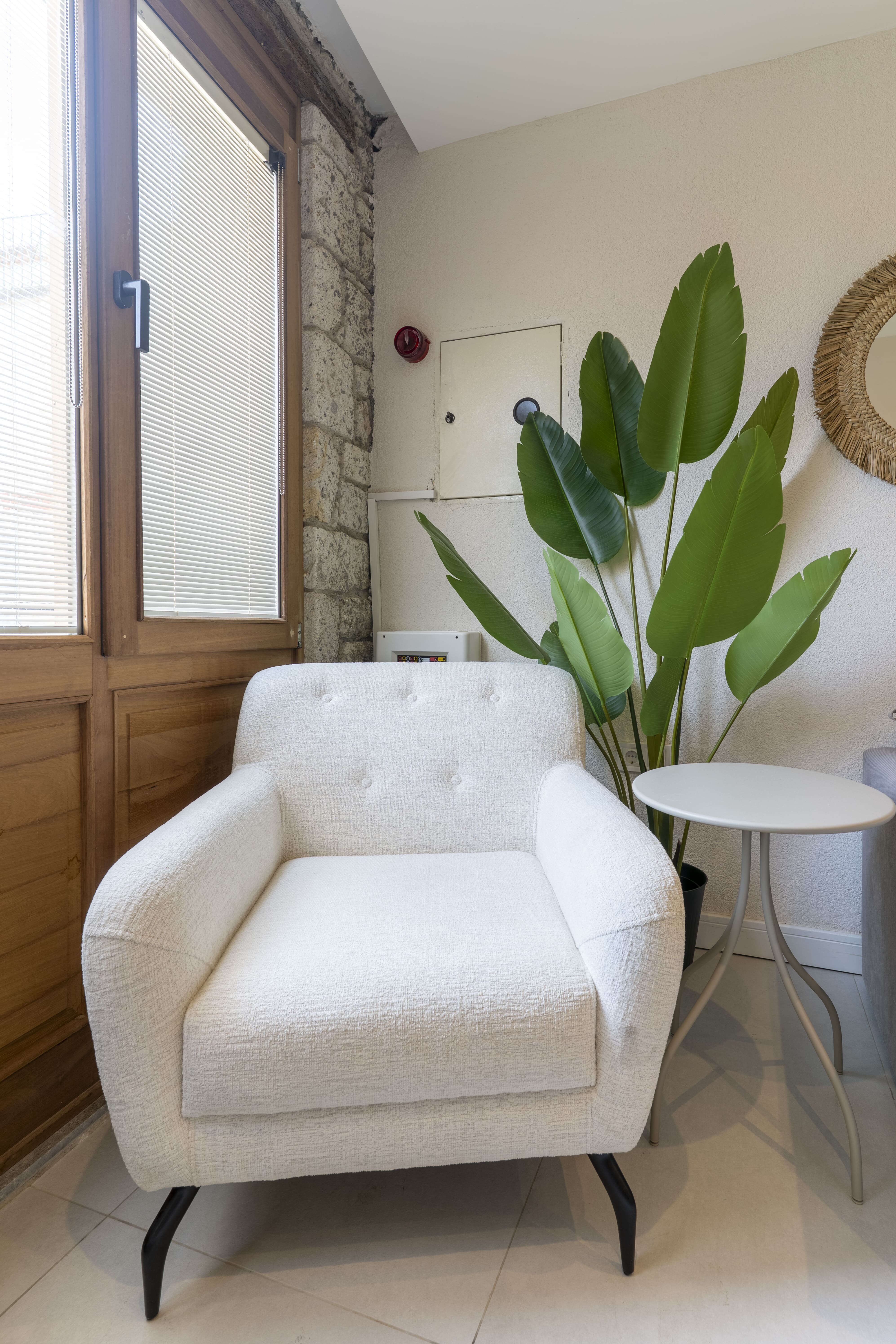 Naro Suites 3