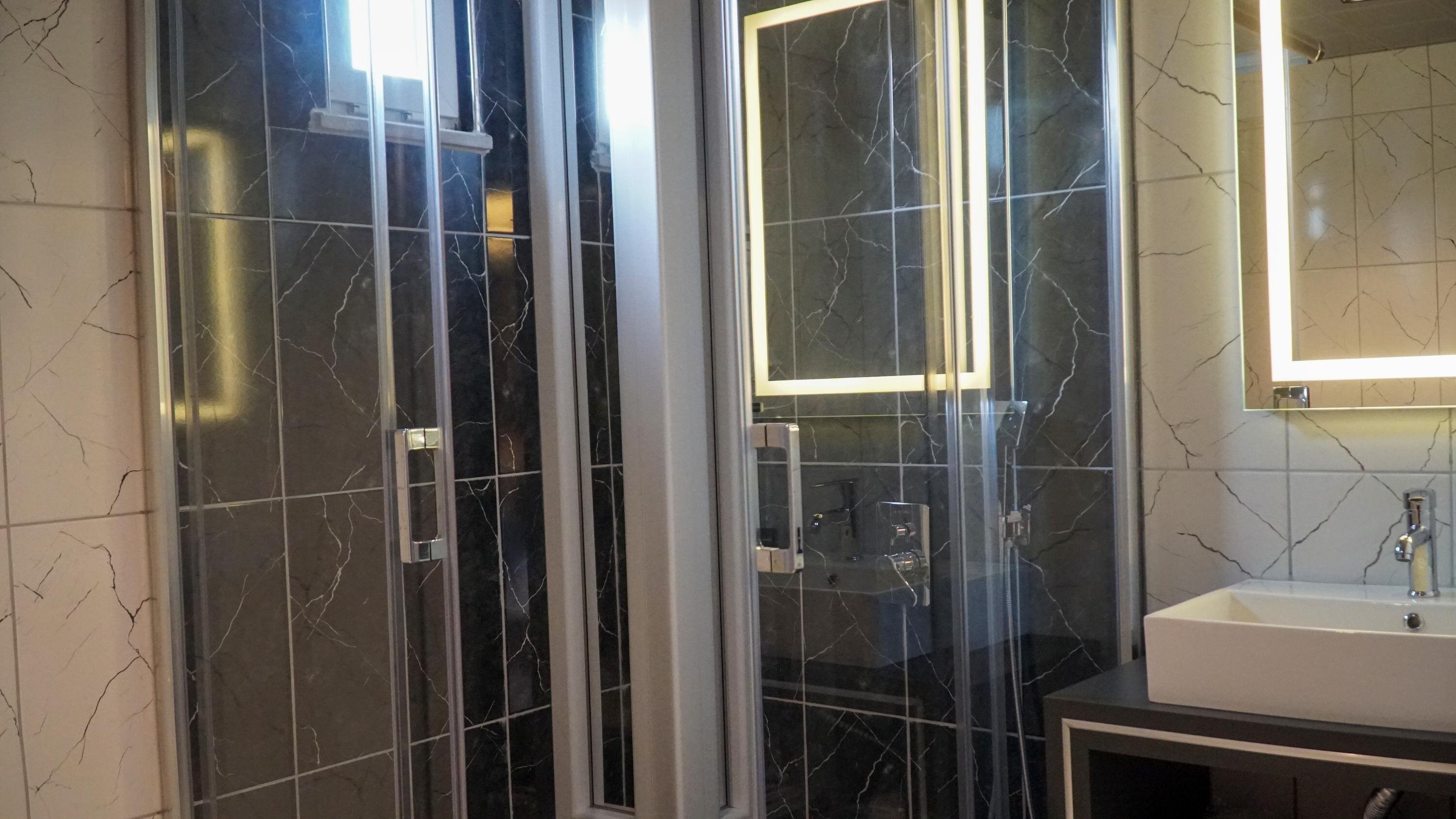 Bloom Suite Hotel