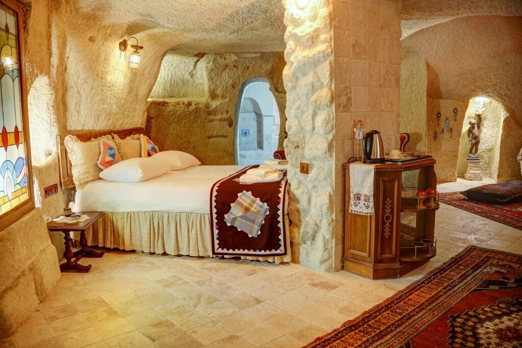 104 Çömçeli King Cave Room