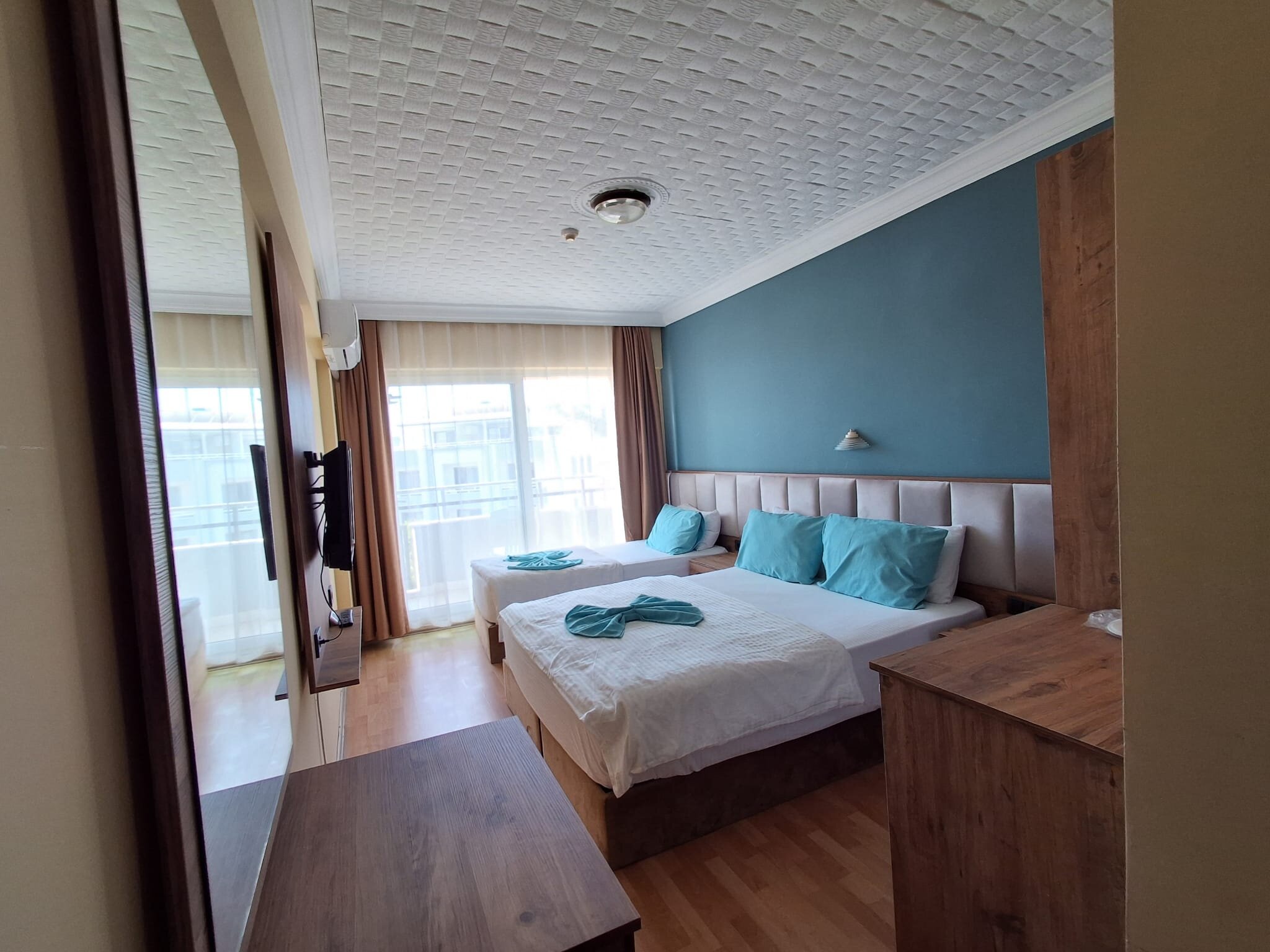 Standart Havuz Manzaralı