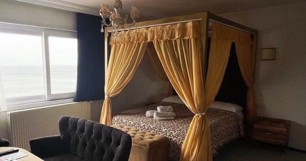 Junior Suite Room